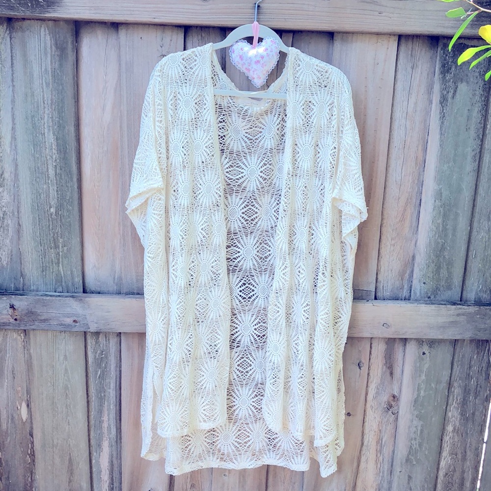 🌻 like new a’reve lace duster 🌻